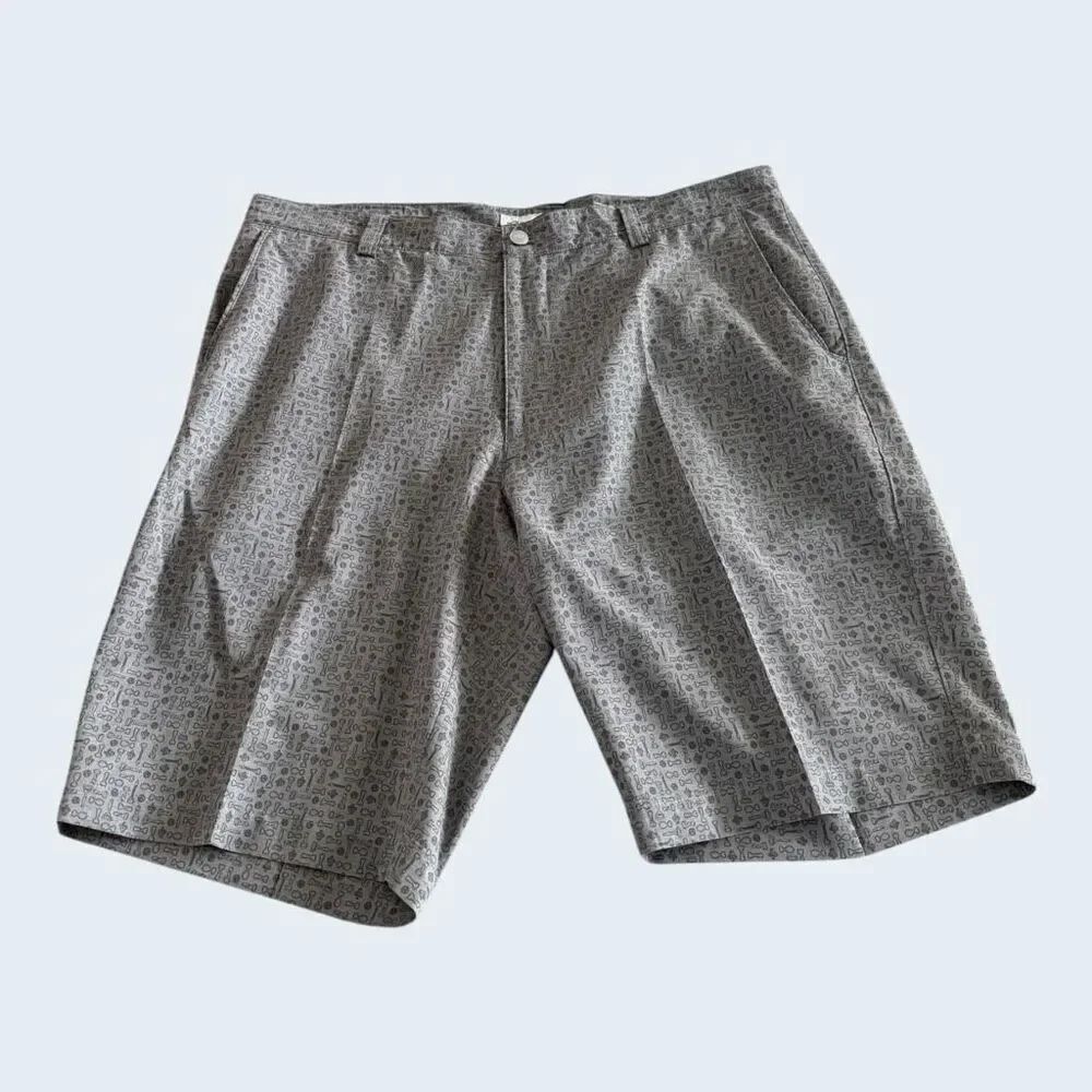 Peter Millar Shackleford Performance Shorts 36 Grey Bottle Opener Print